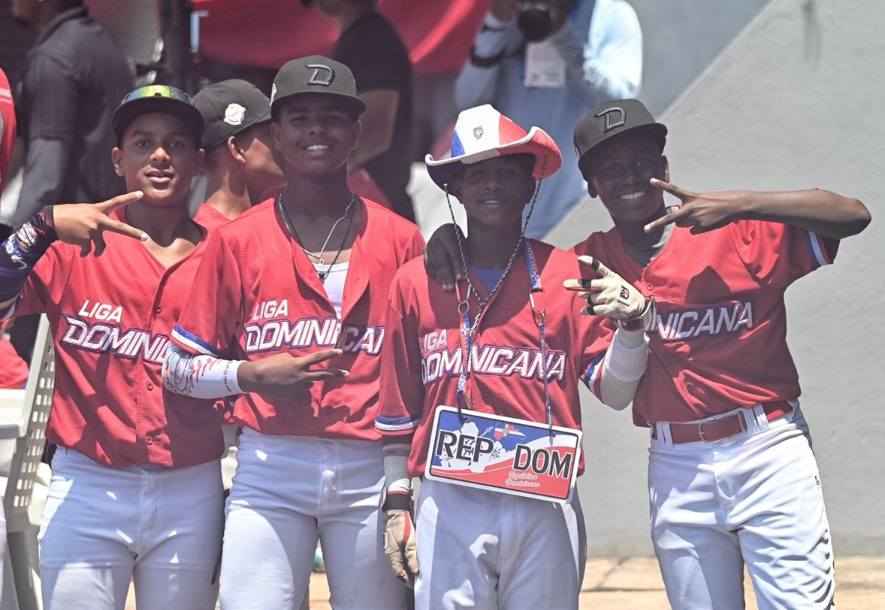 RD vence por nocaut 11-1 a PR y mantiene su invicto en la SDC Kids 2025