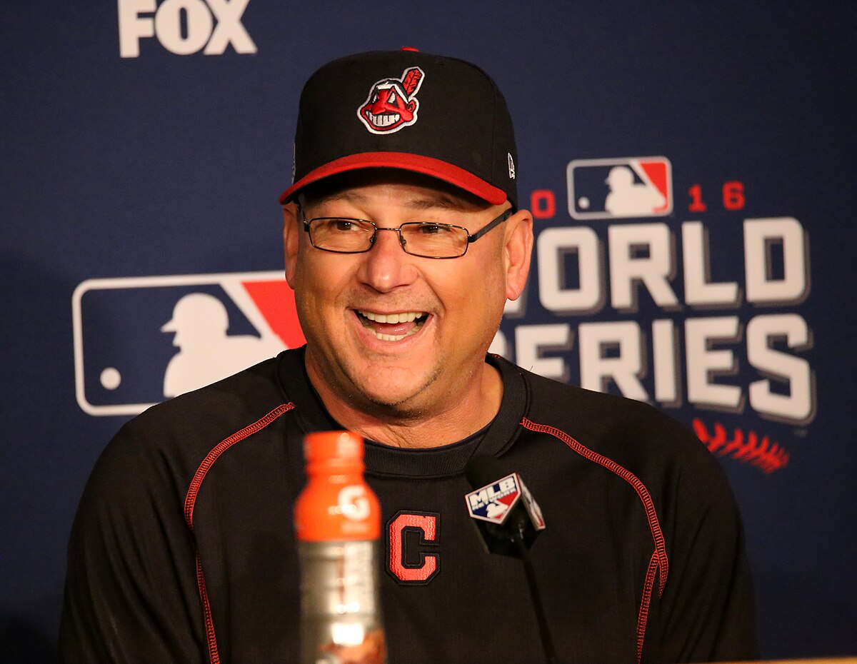 Francona alcanza las 2,000 victorias, siendo el 13er mánager en lograrlo.