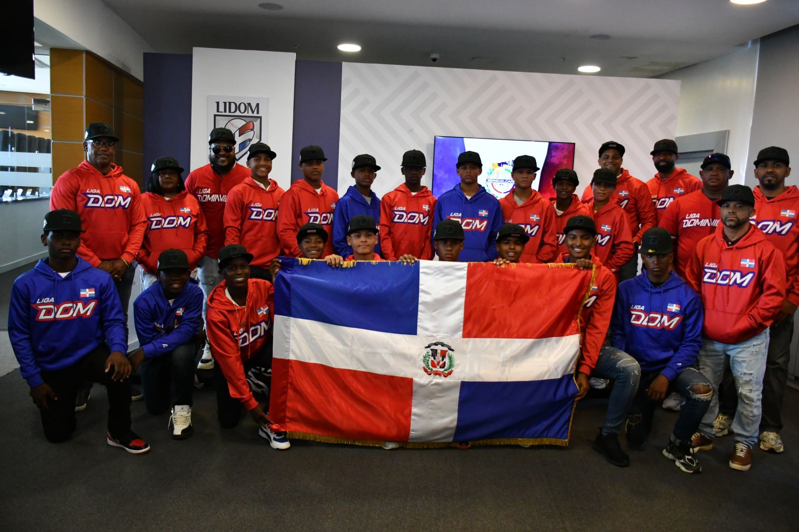 LIDOM abanderó al equipo para Serie del Caribe Kids 2025