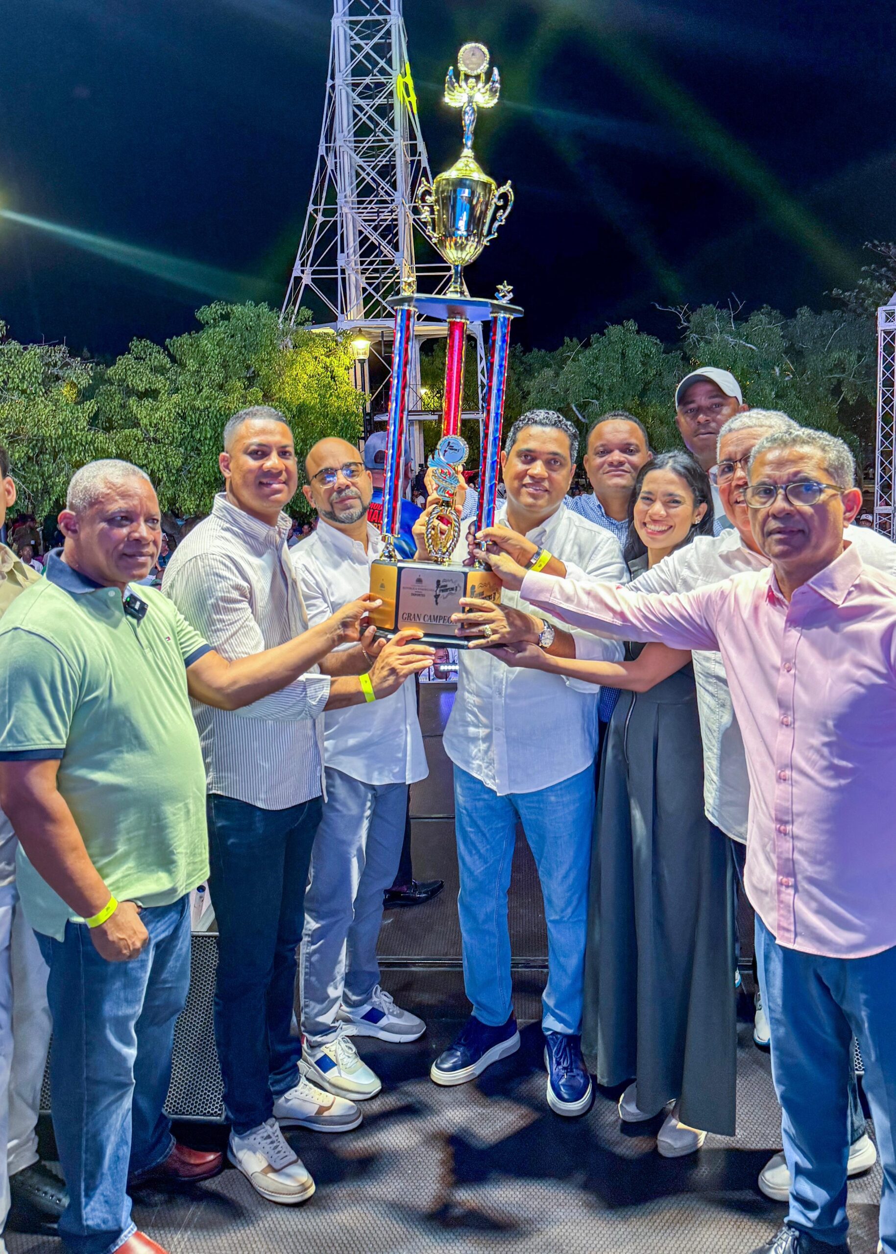 La justa concluyó con gran celebración el sábado en Montecristi