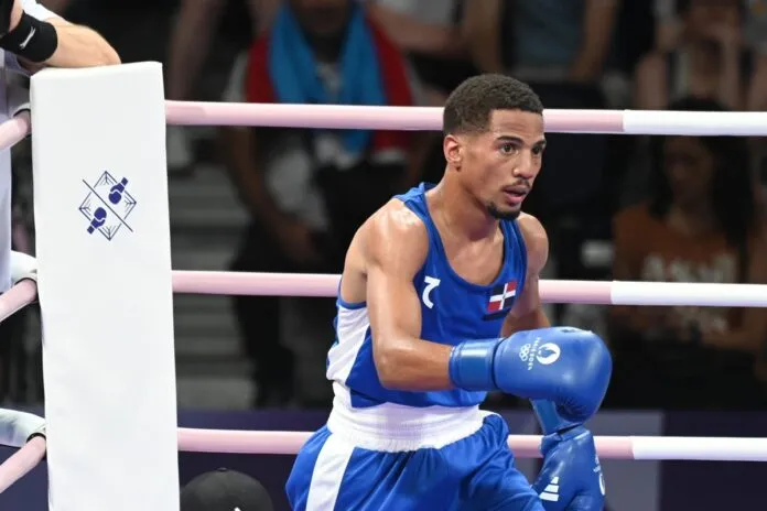 Yunior Alcántara asegura bronce en Mundial de Boxeo en Astaná, Kazajstán