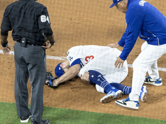 Muncy estará fuera al menos 6 semanas por una contusión ósea en la rodilla
