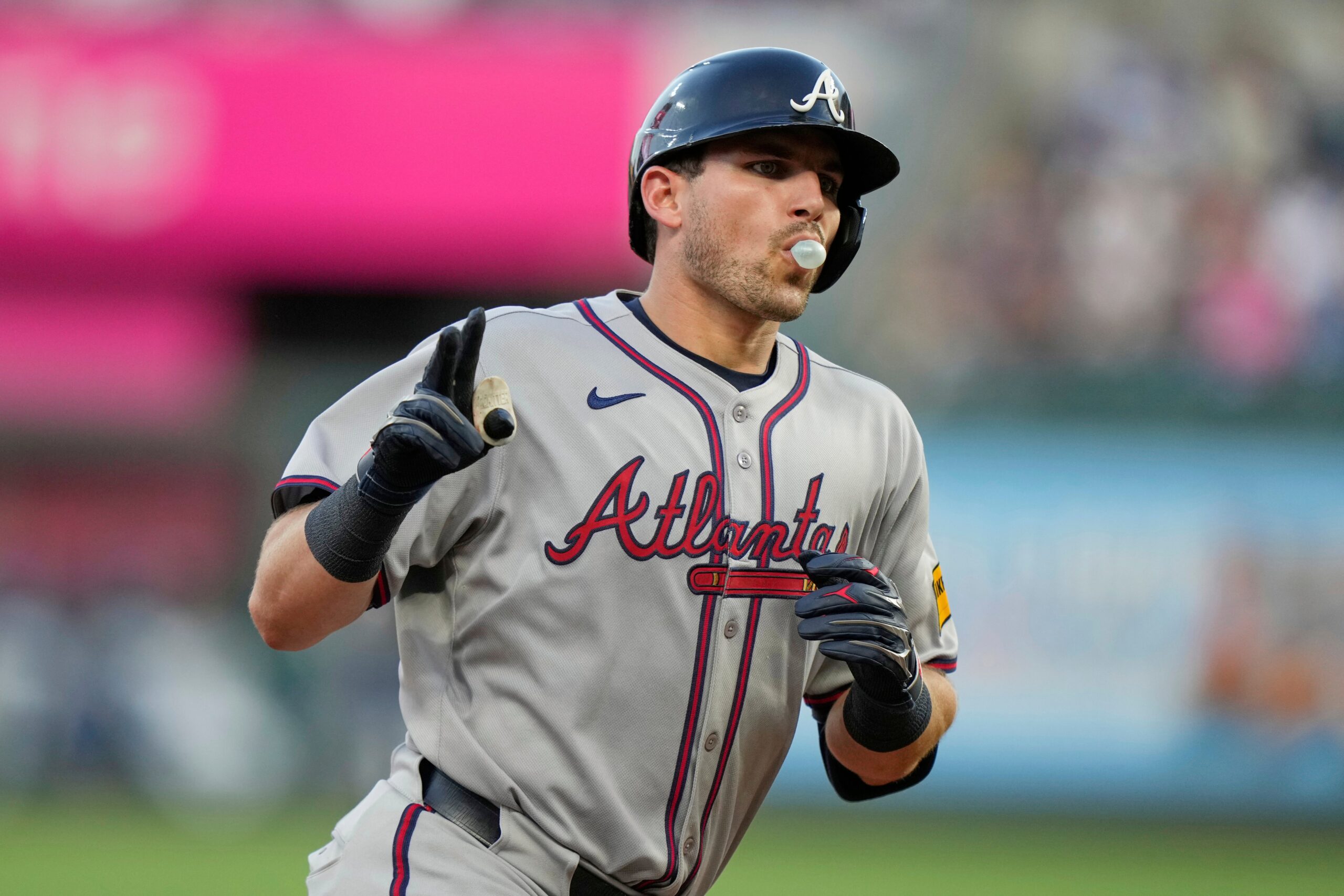 Austin Riley vuelve a la lista de lesionados de los Bravos