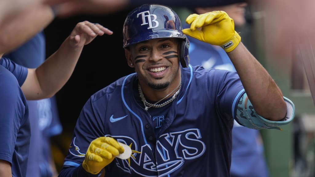 Christopher Morel y los Marlins acuerdan contrato de un año