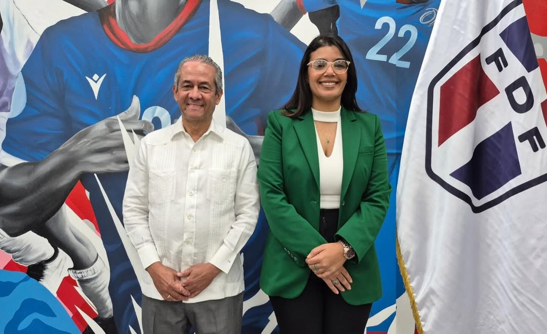 FDF designó a Yelena Hazim Figuereo como secretaria general y la convirtió en la primera mujer en asumir ese cargo