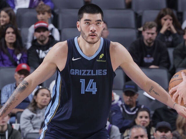 Edey estará fuera al menos 4 semanas por reacción al estrés en el tobillo