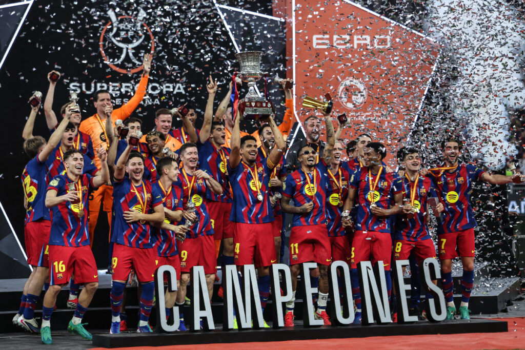 Barcelona y Real Madrid se midieron en Yeda.