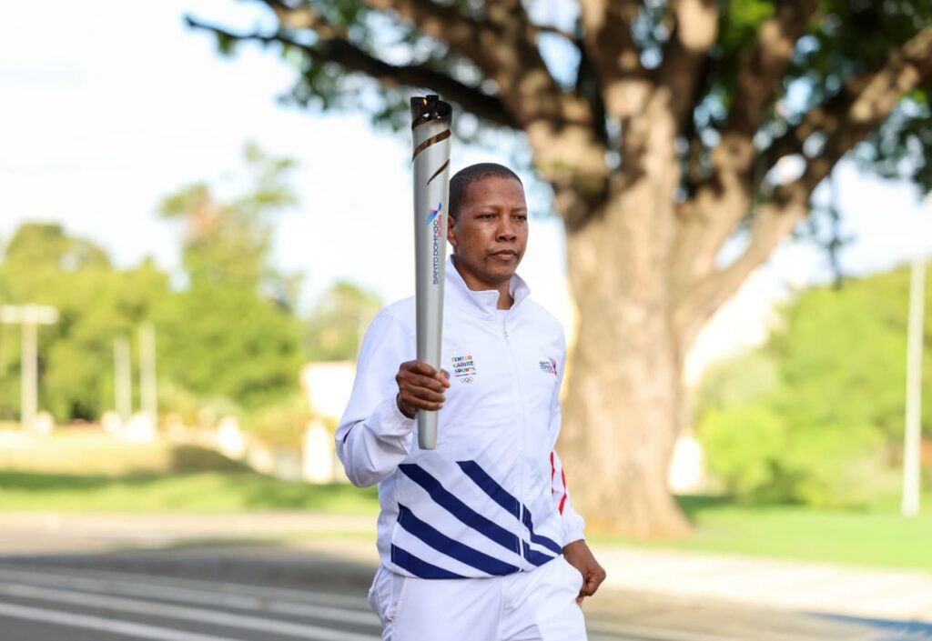 Inicia ruta de la antorcha de Santo Domingo 2026