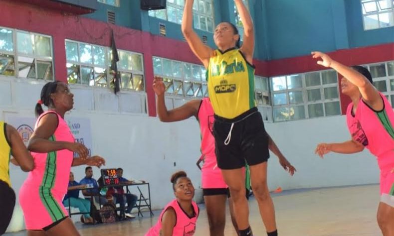 Indias y San Carlos repiten dosis en semifinal torneo femenino de Fedoclubes