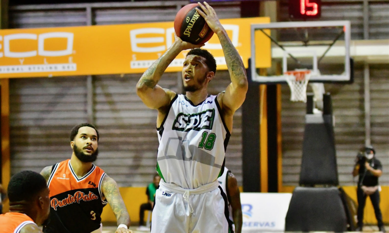 Gerardo Suero indetenible en triunfo de Soles sobre Huracanes