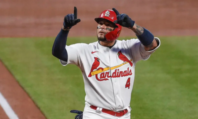 Yadier Molina alcanza nuevo record y supera a Albert Pujols