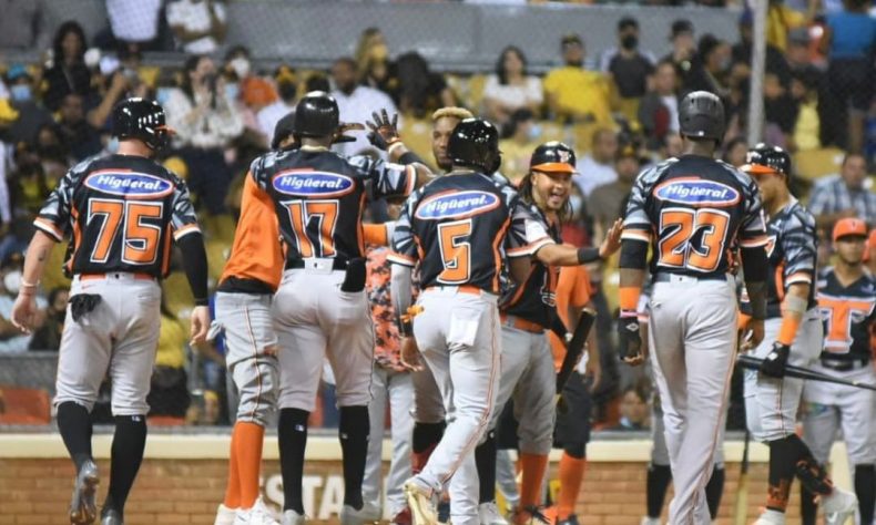 Águilas caen ante los Toros por 2do día consecutivo