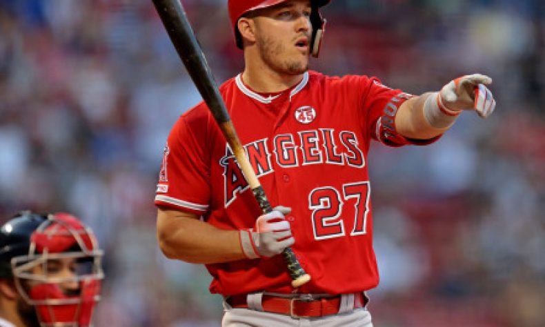 Mike Trout pone una marca personal con su jonrón número 42 en Grandes Ligas