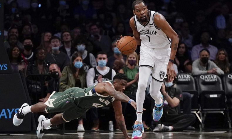 En enero, cuando Harden llegó de Houston, pronosticó que junto con los otros dos astros iba a causar miedo entre los rivales.