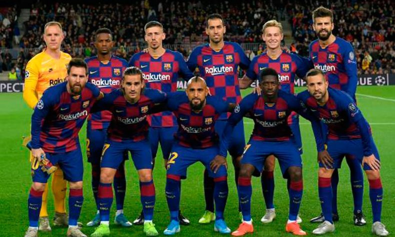 El Barcelona sigue siendo el favorito en la Liga, dice Quique Setién