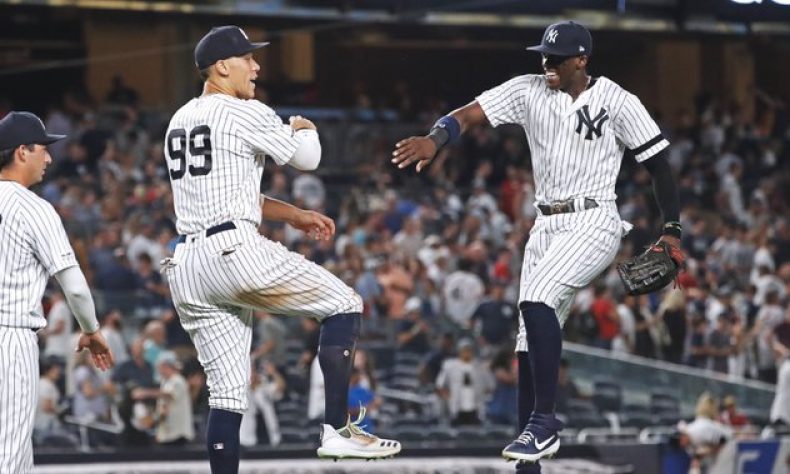 Yankees les propinan la octava derrota consecutiva a los Medias Rojas de Boston