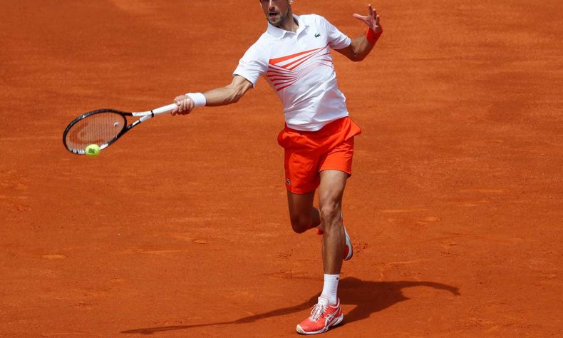 Novak Djokovic avanza a semifinales del Masters 1000 de Madrid tras retiro de Marin Cilic