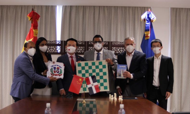 China es el actual campeón de ajedrez del mundo y una de las principales potencias en este deporte,