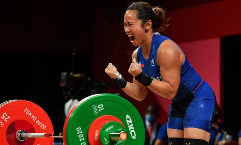 Una casa y 655.000 dólares para la primera campeona olímpica de Filipinas