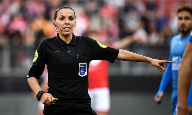 Stephanie Frappart: “El fútbol es igual para hombres y mujeres”