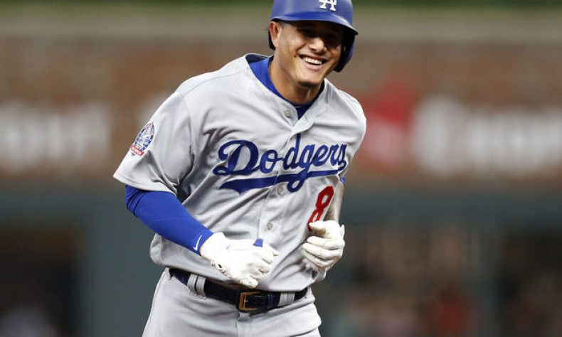 Gerente general Padres de San Diego se reunió con Manny Machado en Miami