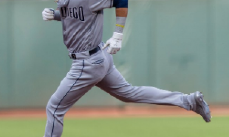 Fernando Tatis Jr. conectó jonrón en el primer lanzamiento del juego; Padres caen ante Gigantes