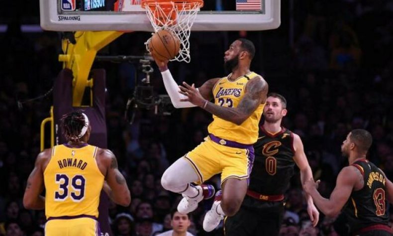 LeBron James guía a los Lakers al noveno triunfo consecutivo
