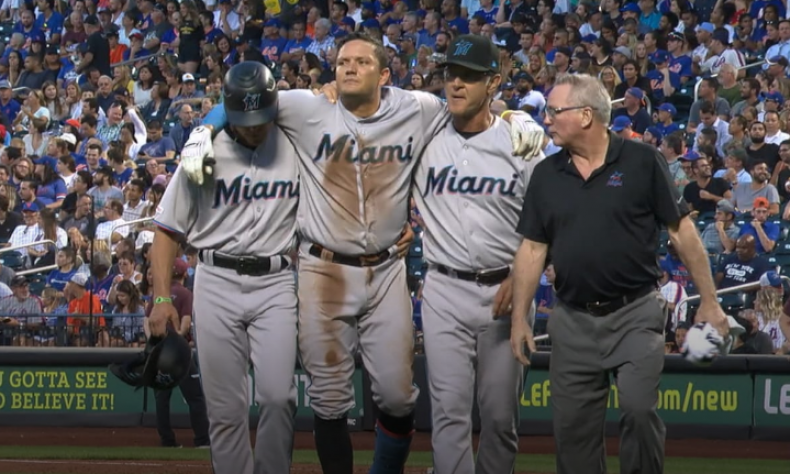 Marlins de Miami envían a la lista de lesionados al torpedero Miguel Rojas