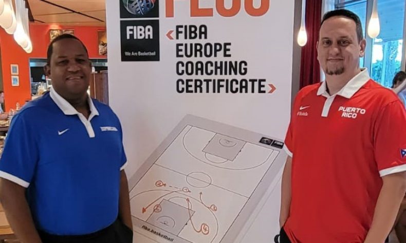 KONYA, TURQUIA.- El dominicano Melvyn López participó recientemente en un programa de certificación para entrenadores de baloncesto de la Federación Internacional (FIBA), el cual se desarrolló en la ciudad de Konya, en Turquía.
