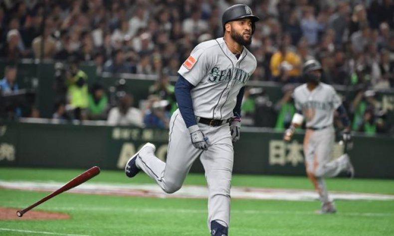 Indios de Cleveland oficializan firma del jardinero dominicano Domingo Santana