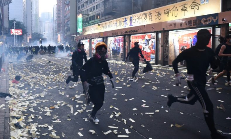 El torneo de golf de Hong Kong se aplaza a enero por protestas