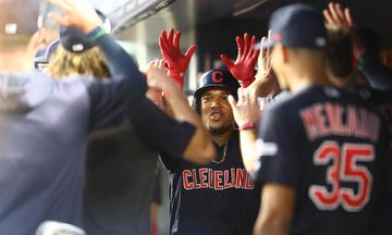 Dominicano José Ramírez encabeza paliza de Indios sobre Yankees