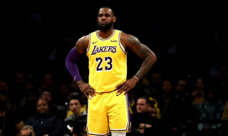LeBron James reconoce sorpresa y decepción tras marcha de Magic Johnson