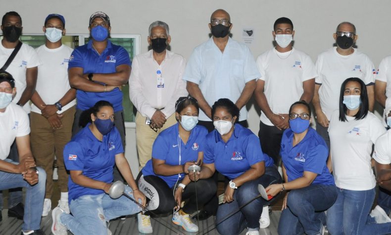 Esgrima unifica criterios en Curso-Taller de entrenadores y árbitros