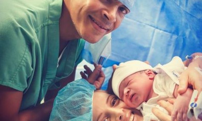 ¡Bienvenido al mundo Ayden!, hijo de Félix Sánchez y María Dimitrova
