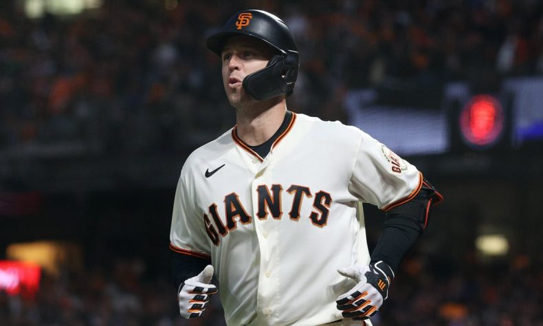 Buster Posey anunciará su retiro este jueves, según fuentes