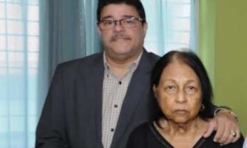 Fallece la madre del ministro de Deportes, Francisco Camacho