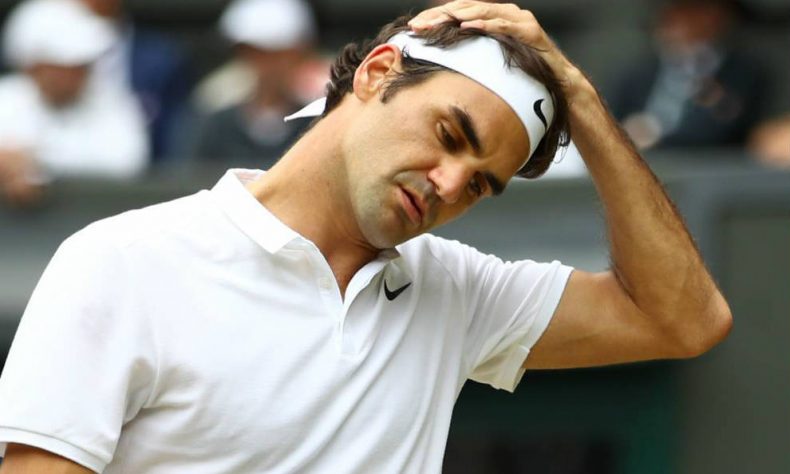 Roger Federer se retira del Masters de Roma por lesión en la pierna derecha