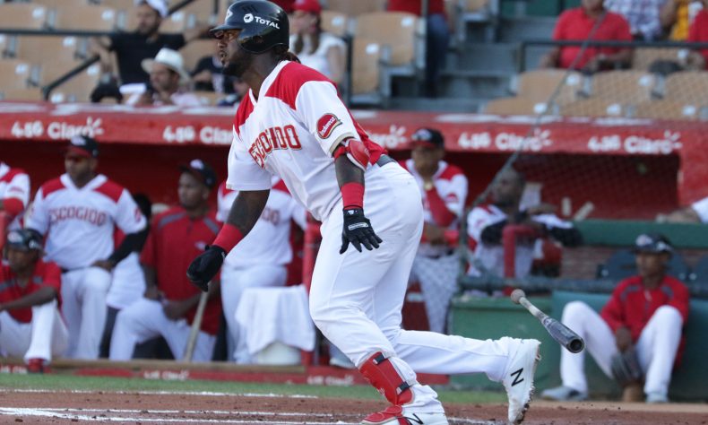 Franmil Reyes debutará con Leones el 16 de noviembre