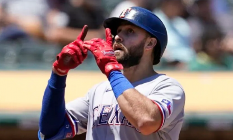 Yankees adquieren a toletero Joey Gallo en cambio con Rangers