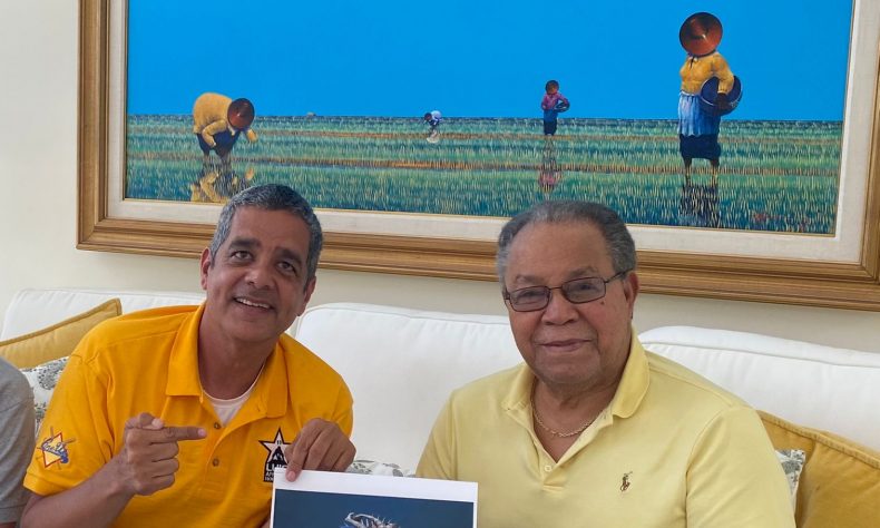 A partir de este año se reconocerá la labor del mejor pelotero de República Dominicana en las Mayores con una distinción que servirá de homenaje al primer dominicano exaltado en el Salón de la Fama de Cooperstown. “Estoy muy agradecido de que este premio lleve mi nombre”, dijo don Juan Marichal.