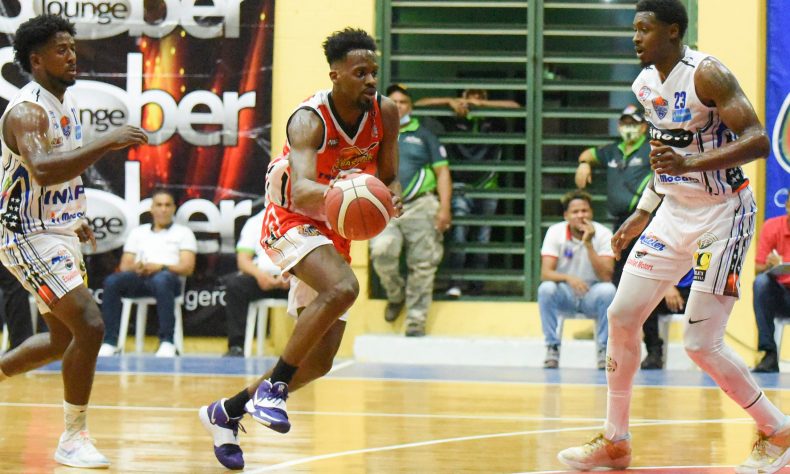 Juan Miguel Suero conduce al San Sebastián a ganar serie regular baloncesto de Moca