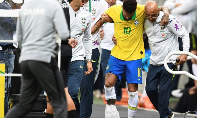 Futbolista Neymar no jugará la Copa América tras lesión