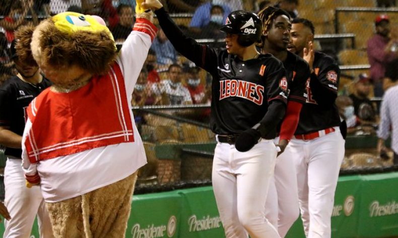 Leones alcanzan cuarto triunfo al doblegar a Toros