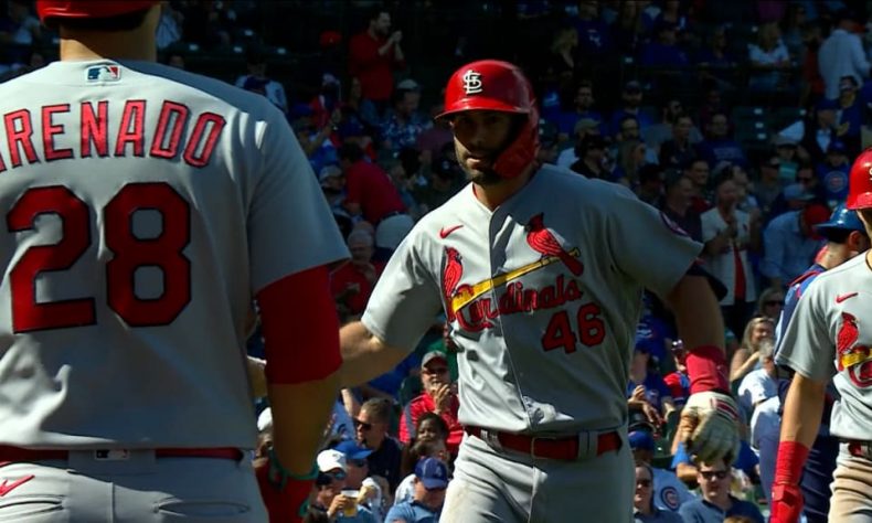 CHICAGO.-Los Cardenales de San Luis hilaron su 13ra victoria el viernes, merced a jonrones de Paul Goldschmidt y Tyler O'Neill, que les permitieron superar 8-5 a los Cachorros de Chicago en el primer duelo de una doble tanda.