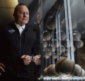 Agente Scott Boras dispuesto a apoyar béisbol escolar en RD a través del INEFI