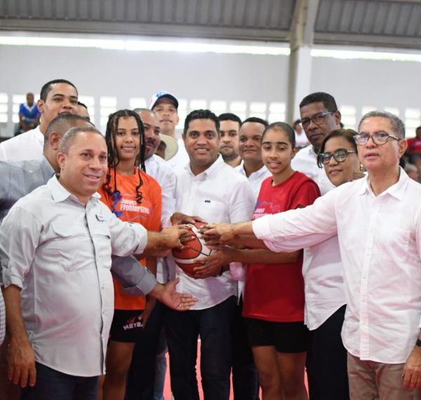 Ministro Kelvin Cruz apertura Juegos Fronterizos 2025